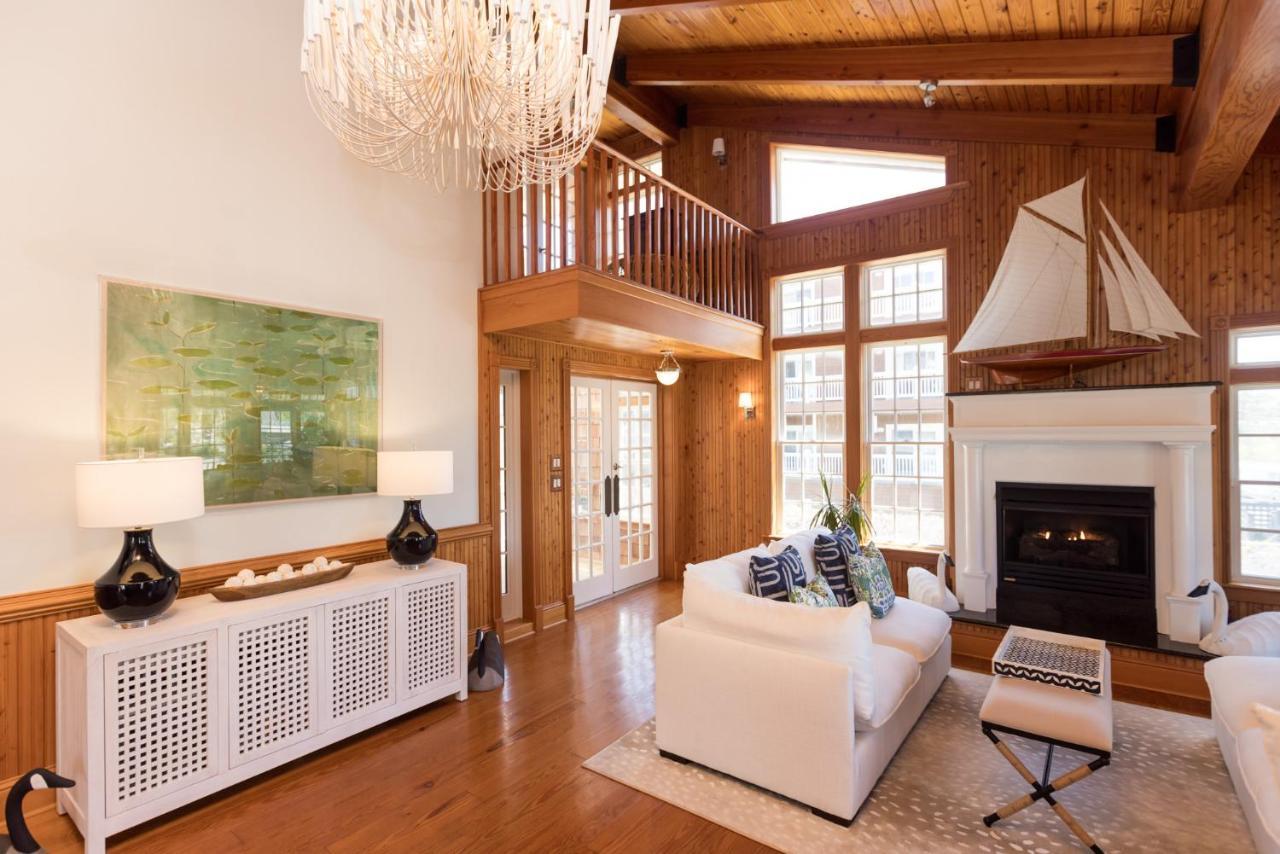 The Burrus House Inn Waterfront Suites Manteo Extérieur photo